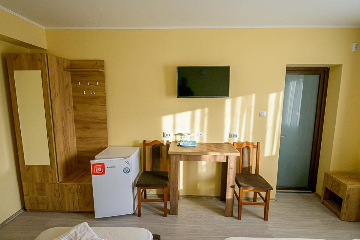 Casa Domneasca Riana Hotel ปีเตช ภายนอก รูปภาพ