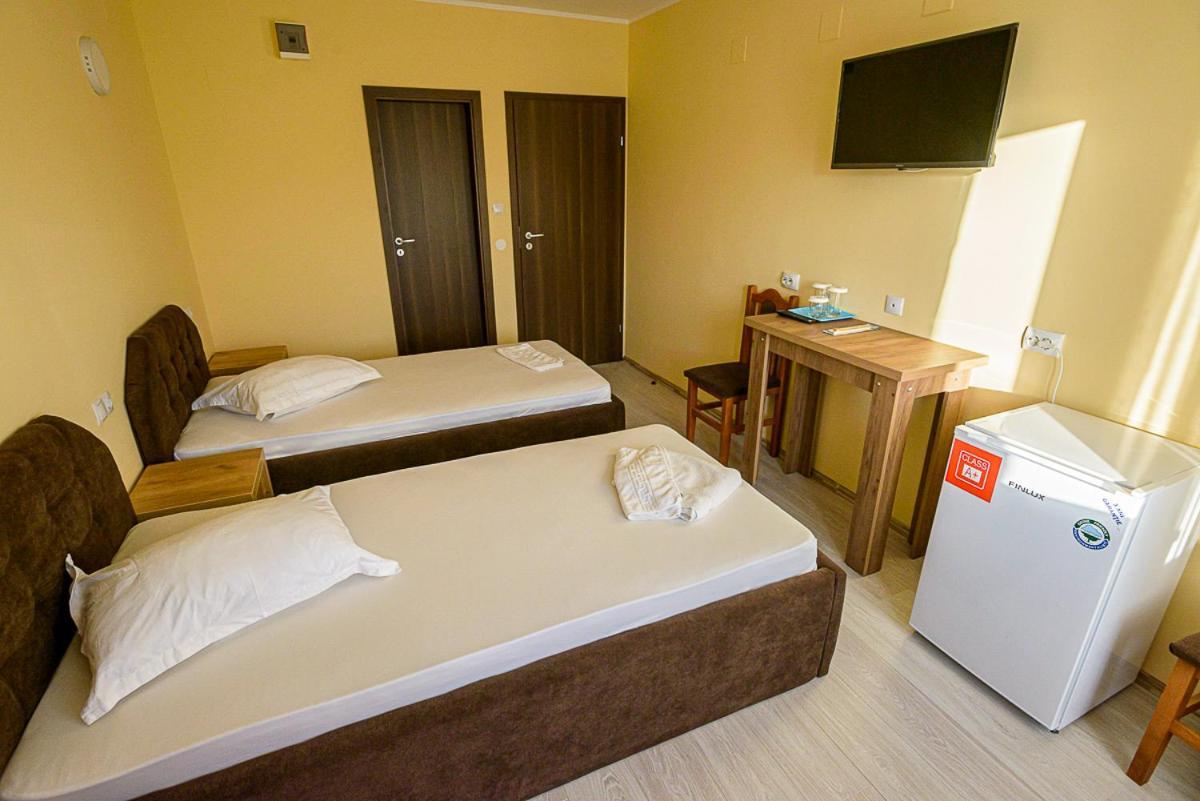 Casa Domneasca Riana Hotel ปีเตช ภายนอก รูปภาพ
